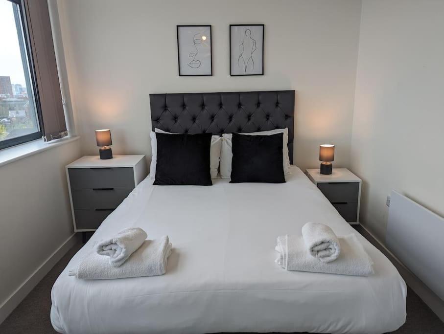 Lovely 1 Bed Apartment - Old Trafford Manchester Eksteriør bilde